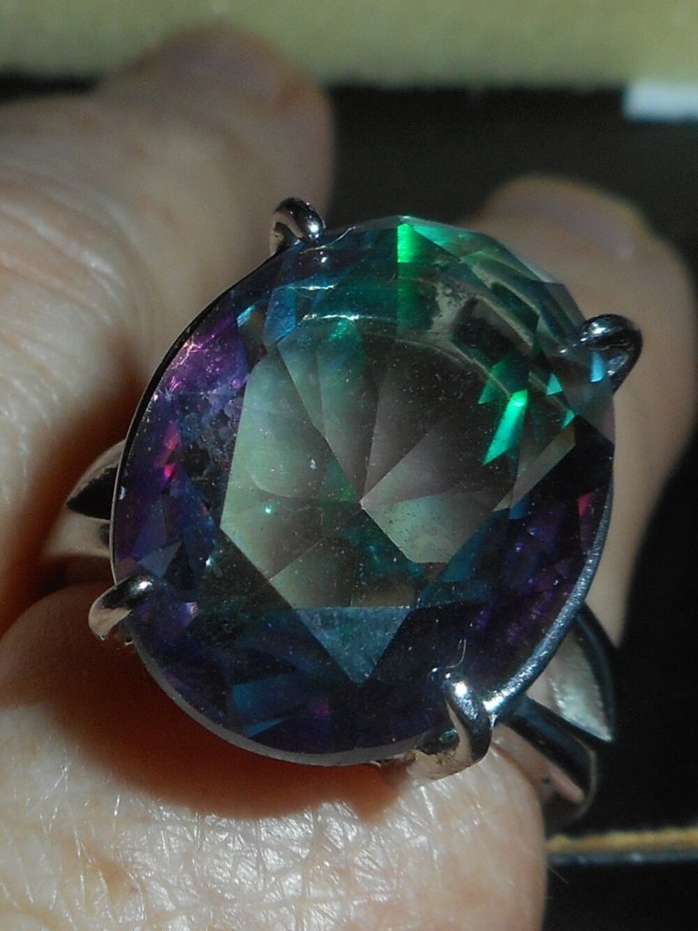 silver band  ring - RING SIZE ABOUT 9